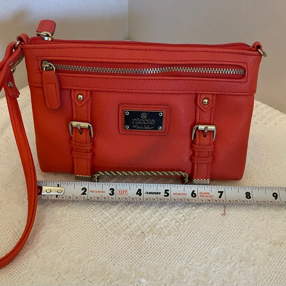 Nicole Miller Vibrant Coral Wristlet~ Ideal for on the go‎ ~